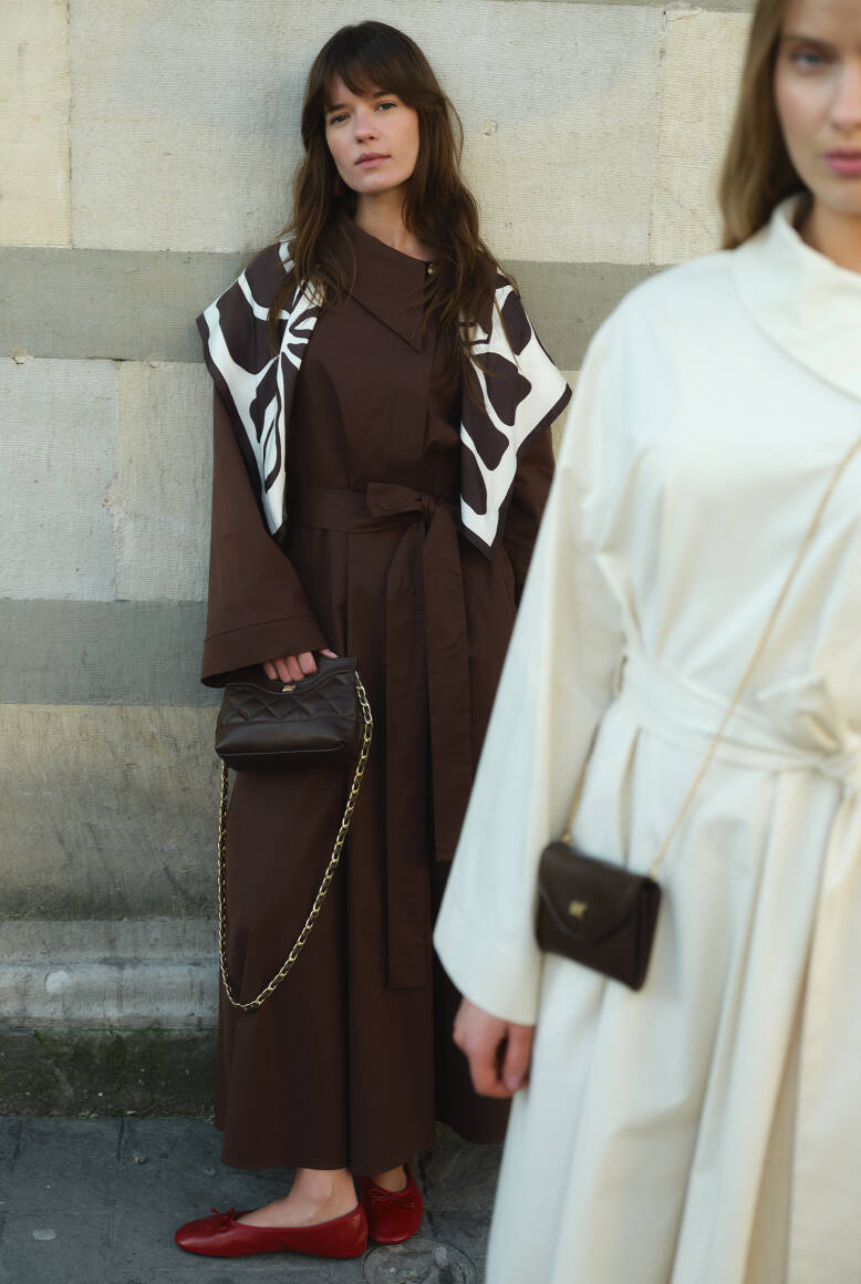 Asimetrik Yaka Elbise Acı Kahve - 3