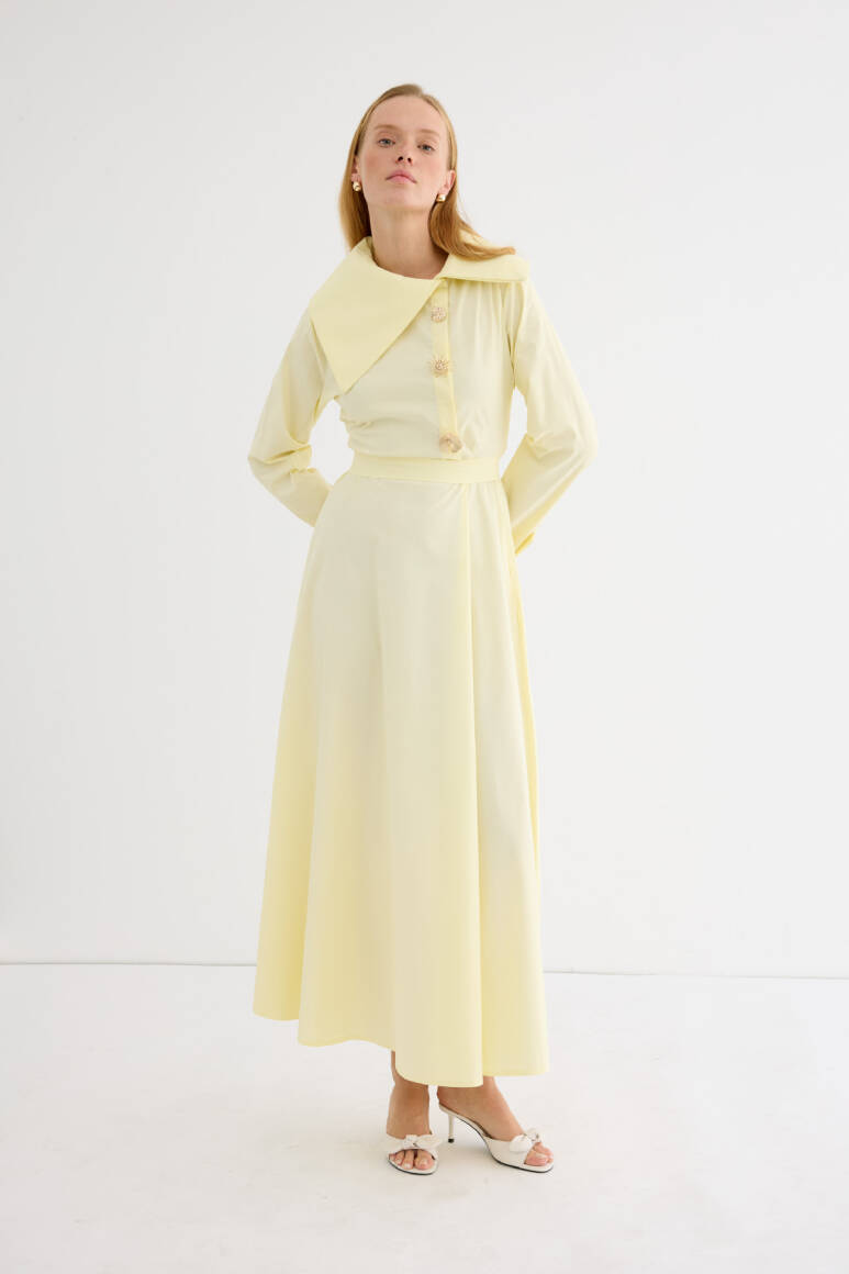 Broş Detaylı Asimetrik Yaka Poplin Elbise Soft Sarı - 4