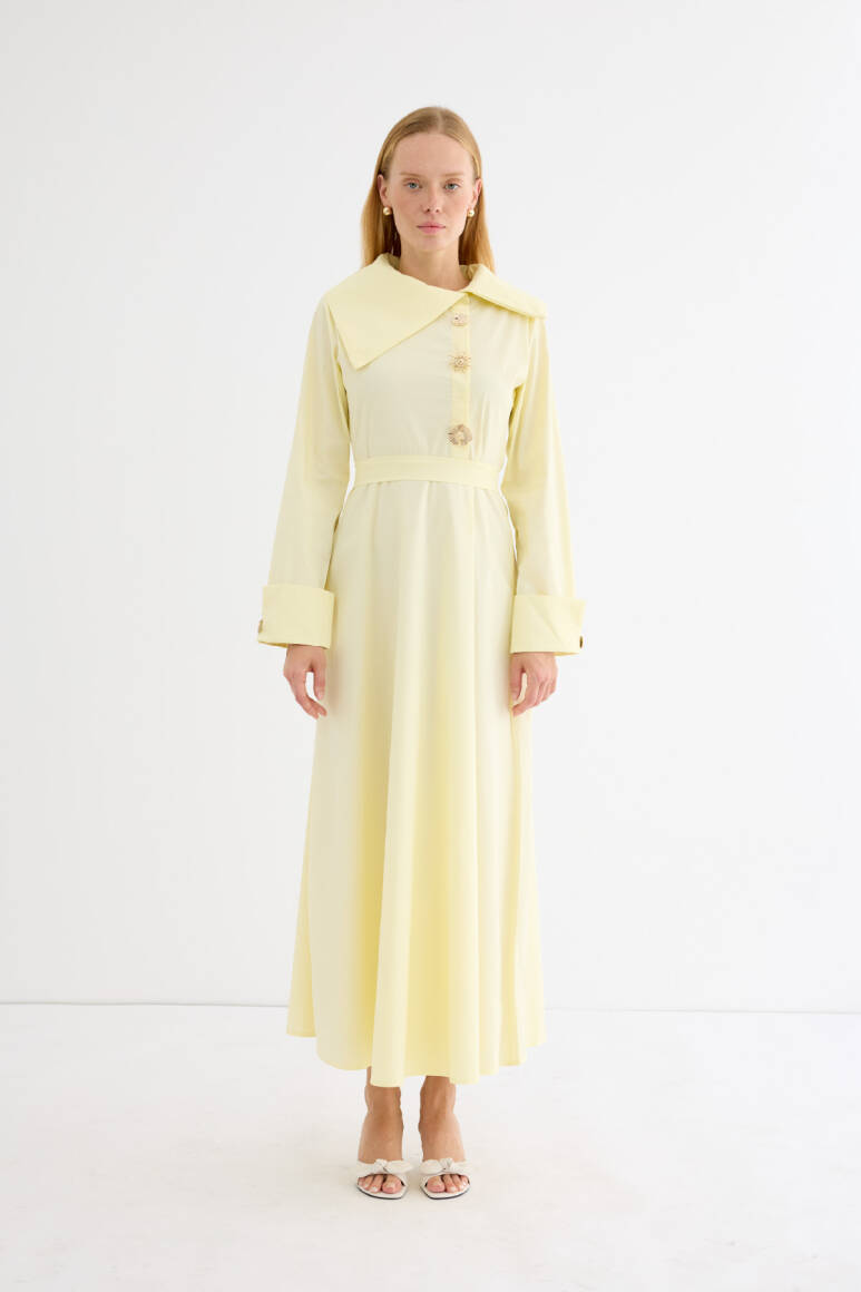 Broş Detaylı Asimetrik Yaka Poplin Elbise Soft Sarı - 1