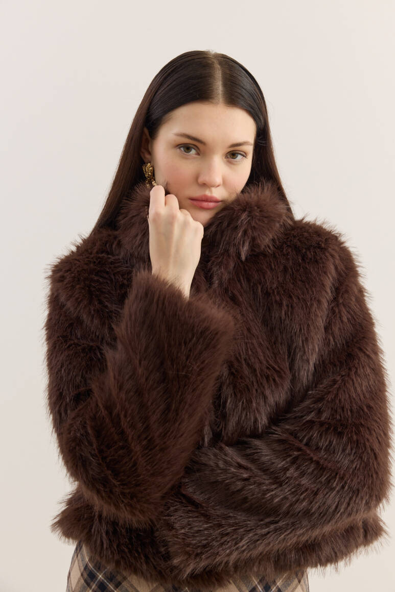 Dik Yakalı Premium Kürk Acı Kahve - 4