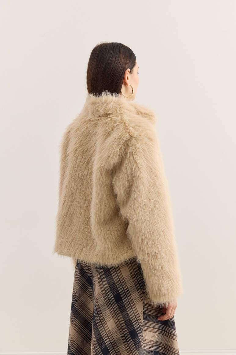 Dik Yakalı Premium Kürk Taş - 7