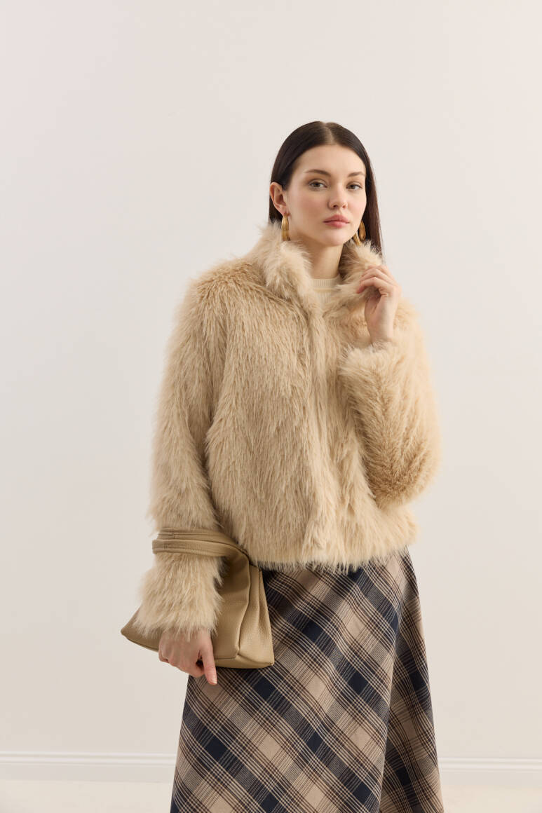 Dik Yakalı Premium Kürk Taş - 5