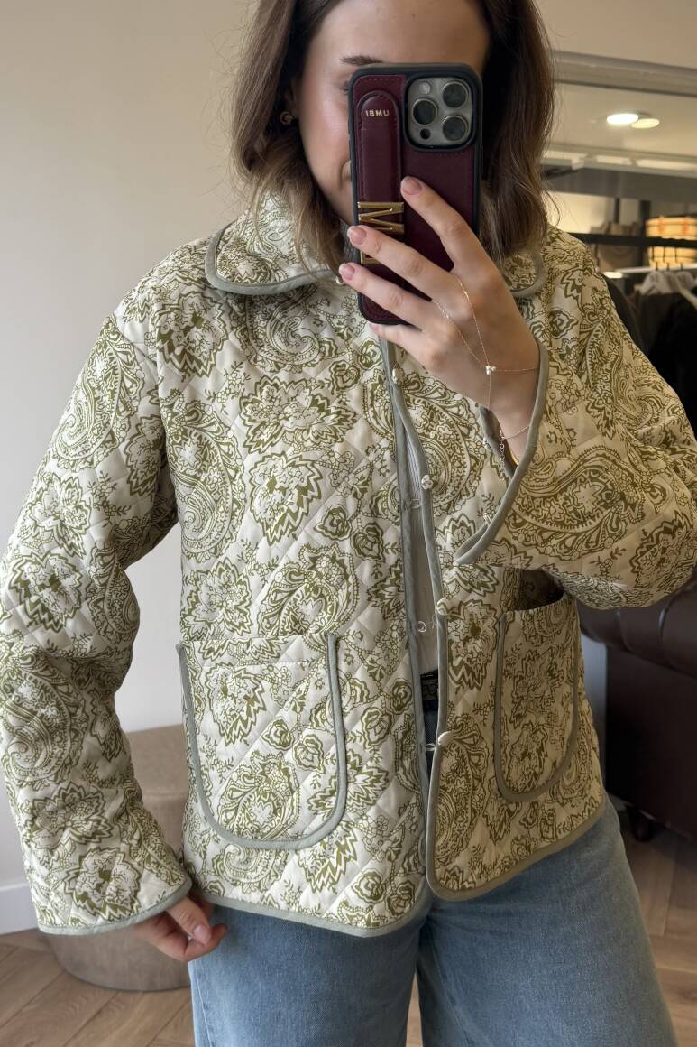 Etnik Desenli Kapitone Ceket Yeşil - EMNORA