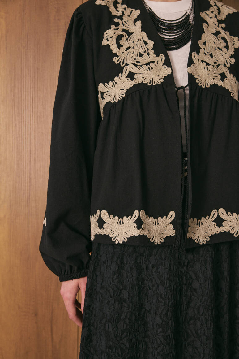 Floral İşlemeli Etnik Ceket Siyah - 2
