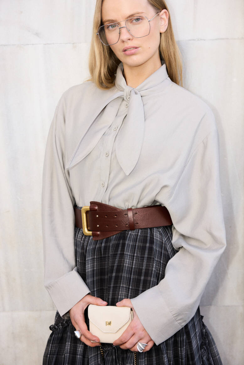 Fular Yaka Gömlek Taş - 1