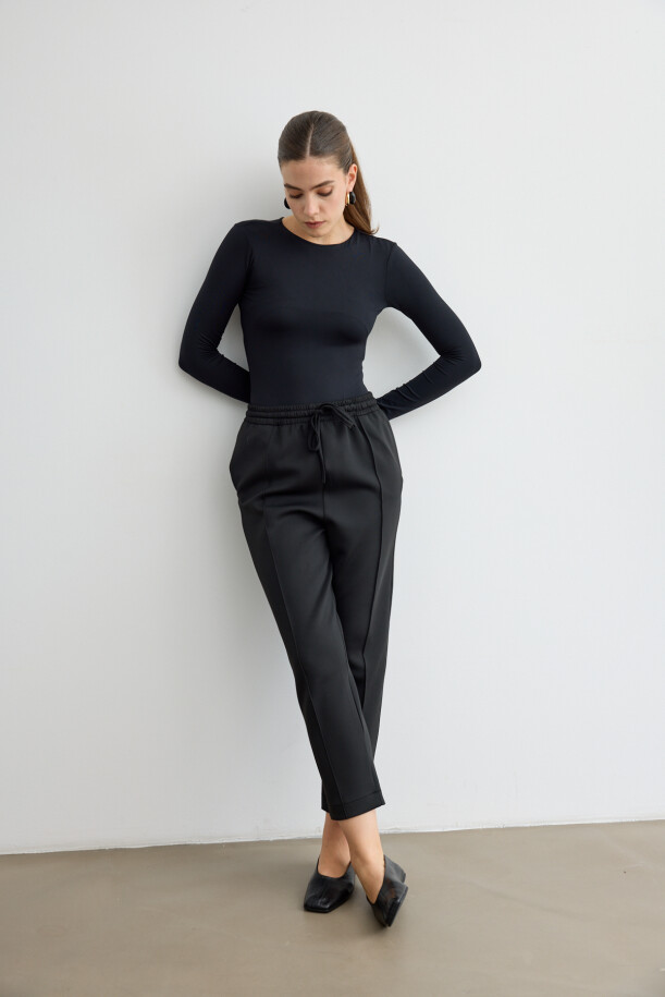 Havuç Kesim Scuba Pantolon Siyah - EMNORA