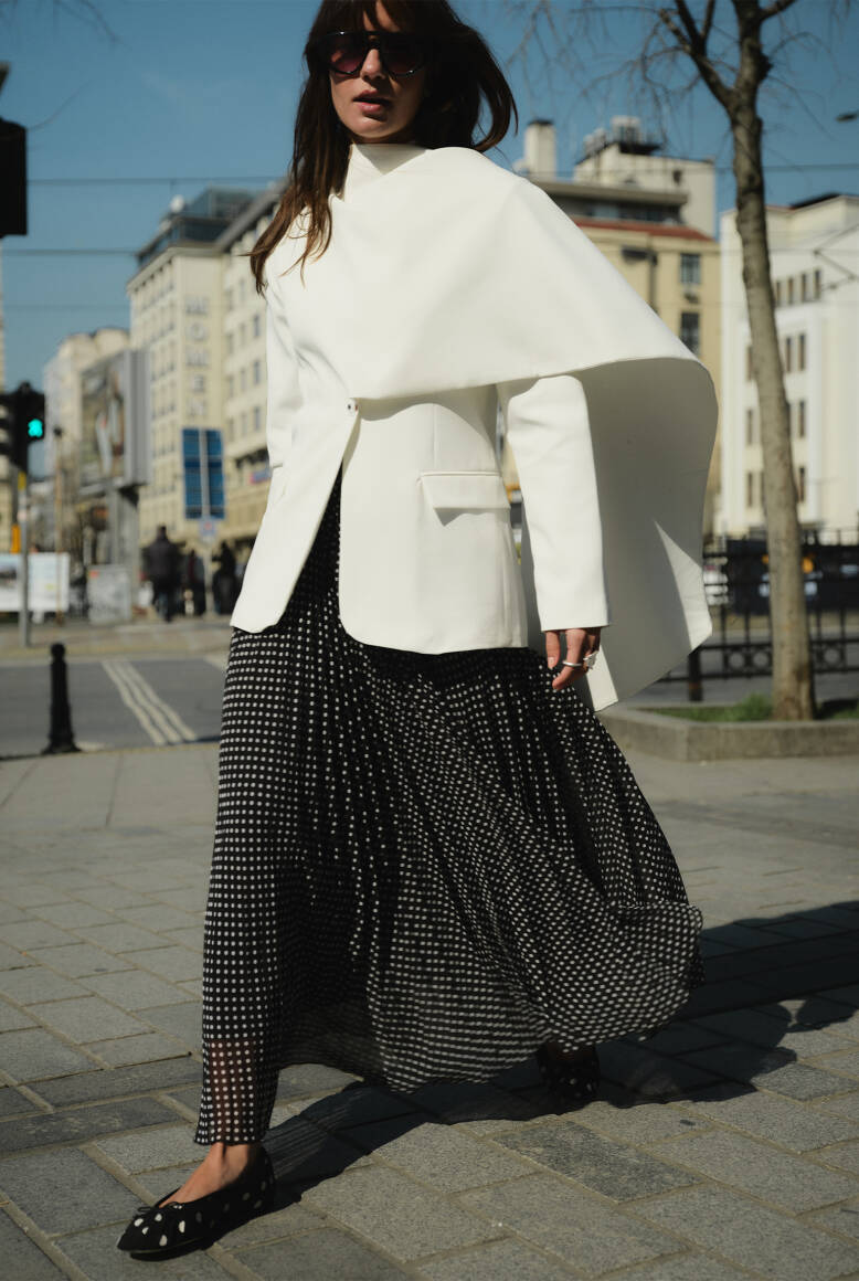 Pelerin Detaylı Blazer Ceket Beyaz - 6