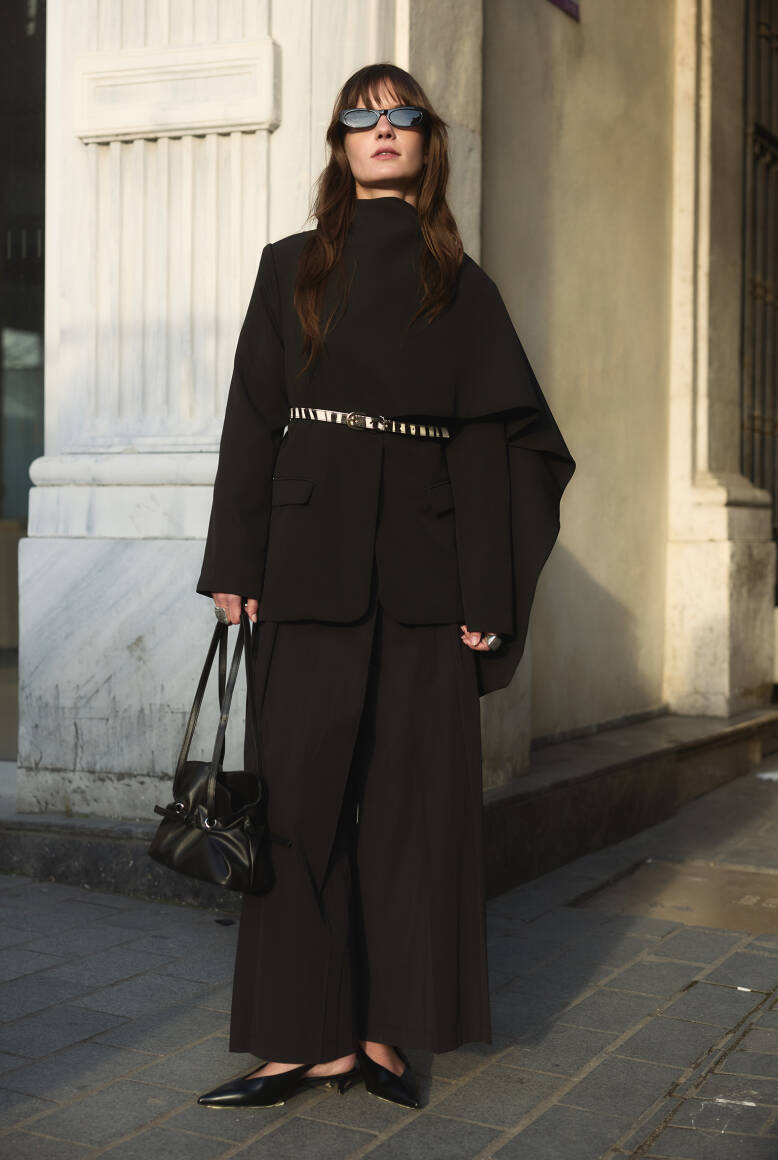 Pelerin Detaylı Blazer Ceket Siyah - 5