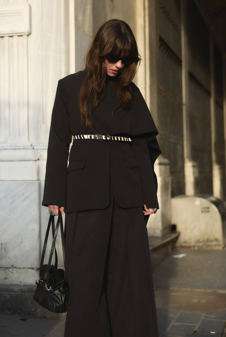 Pelerin Detaylı Blazer Ceket Siyah - 6