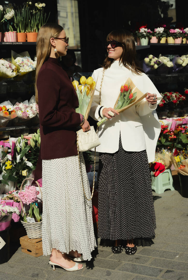 Piliseli Şifon Etek Siyah Puantiye - 2