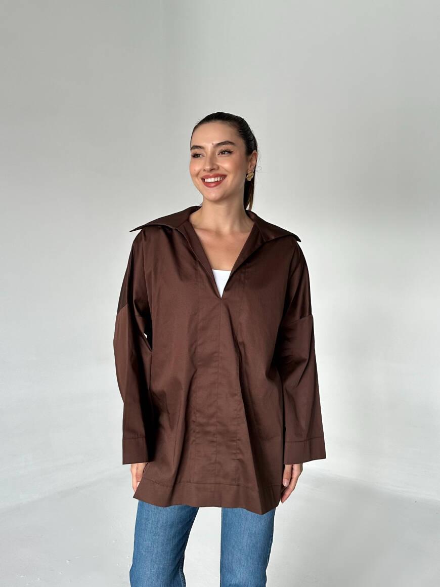 V Kesim Polo Yaka Poplin Gömlek Acı Kahve - EMNORA